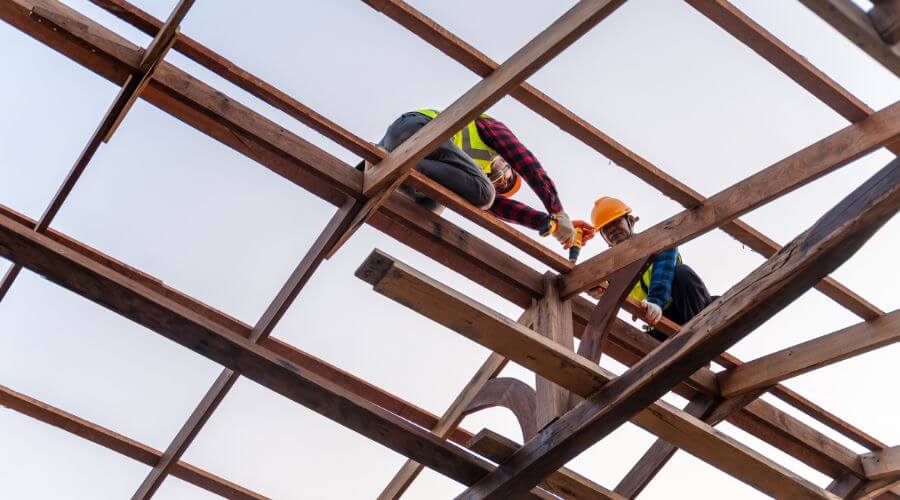 Professional New roof installation in Calabasas, CA